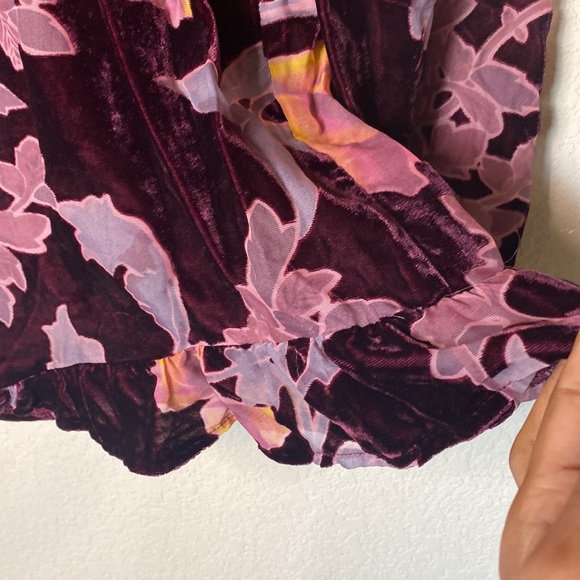 ALTAR’D State Boho Floral Long Sleeve Velvet Romper M - Picture 4 of 10